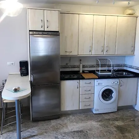 아파트 With One Bedroom In With Wonderful Sea View And Wifi 100 M From The Beach 토레몰리노스